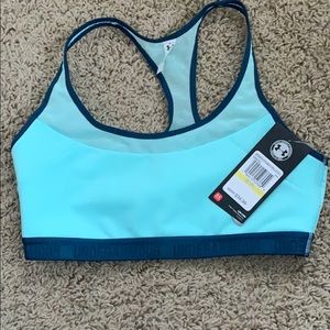Under ARMOUR Sports Bra - Never Worn - NWT